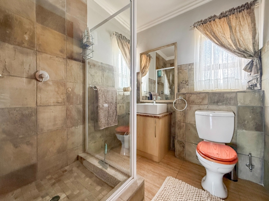 4 Bedroom Property for Sale in Leloko Lifestyle Estate North West